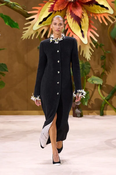 Look 23
